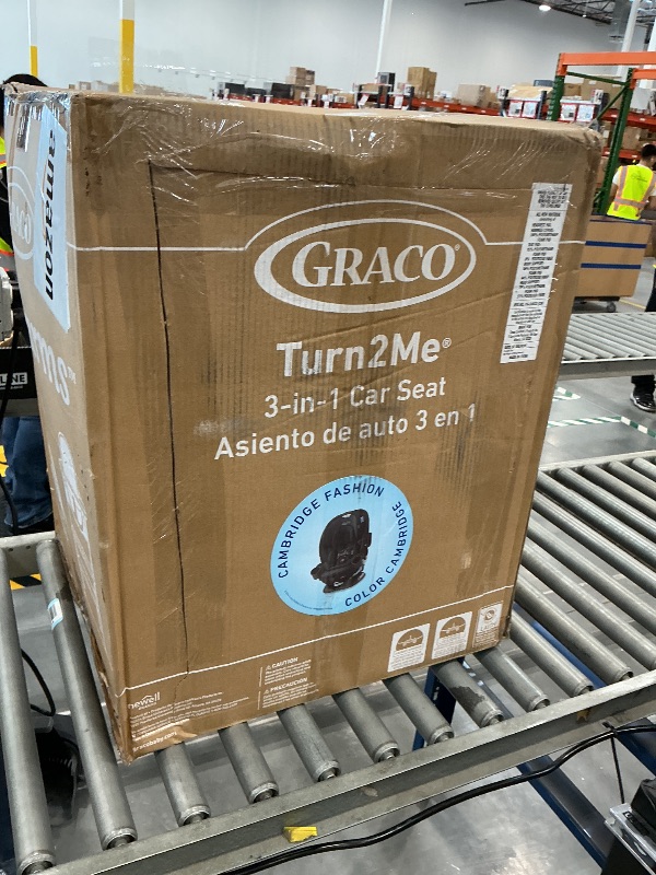 Photo 1 of Graco Turn2Me 3-in-1 Rotating Convertible Car Seat