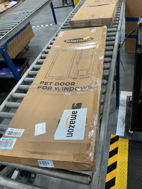 Photo 1 of Klarana Vertical Cat Door for Window
