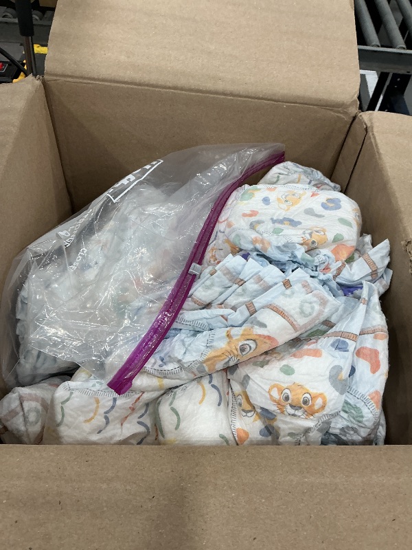 Photo 1 of Huggies Skin Essentials Diapers Size 3