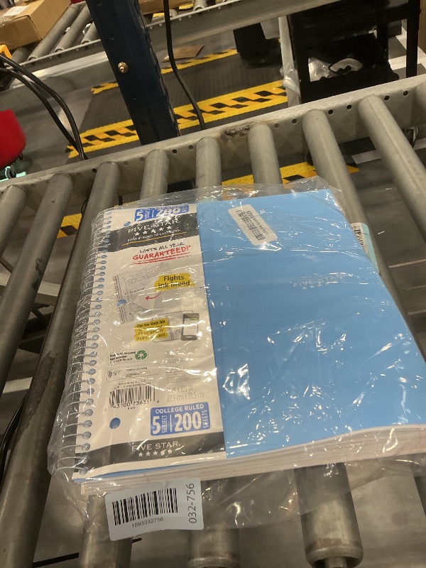 Photo 1 of Five Star 5 Subject Notebook, College Ruled, 200 Sheets, 8.5" x 11", Blue