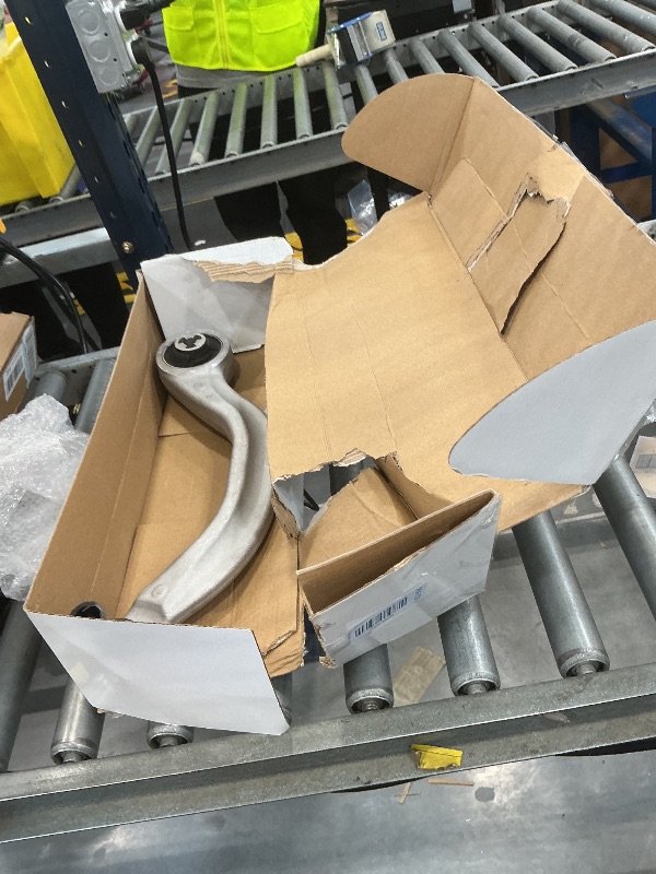 Photo 1 of BINB ROAD Front Left Lower Forward Control Arm 1044354-00-A Compatible with Tesla Model 3 / Model Y 2017-2023,FL Lower Fwd