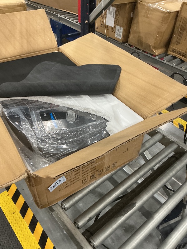 Photo 1 of MERACH CV55 4D Vibration Plate Exercise Machine