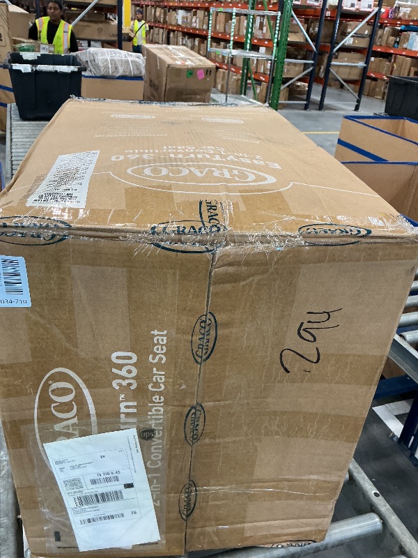 Photo 1 of Graco EasyTurn 360 Convertible Car Seat
