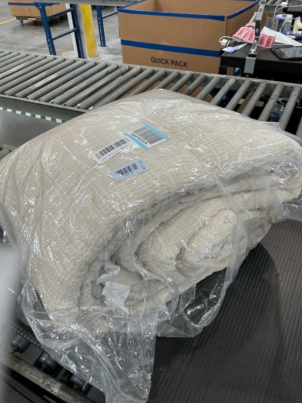 Photo 1 of Kenneth Cole - Queen Comforter Set, Soft & Smooth Textured Bedding w/Matching Pillowcases, Medium Weight for All-Season Comfort, 3 Piece Bed Sets (Stitched Gauze Beige)