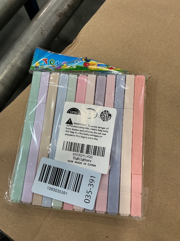 Photo 1 of Utron 12 Count Pastel Highlighters Set (12 Colors)