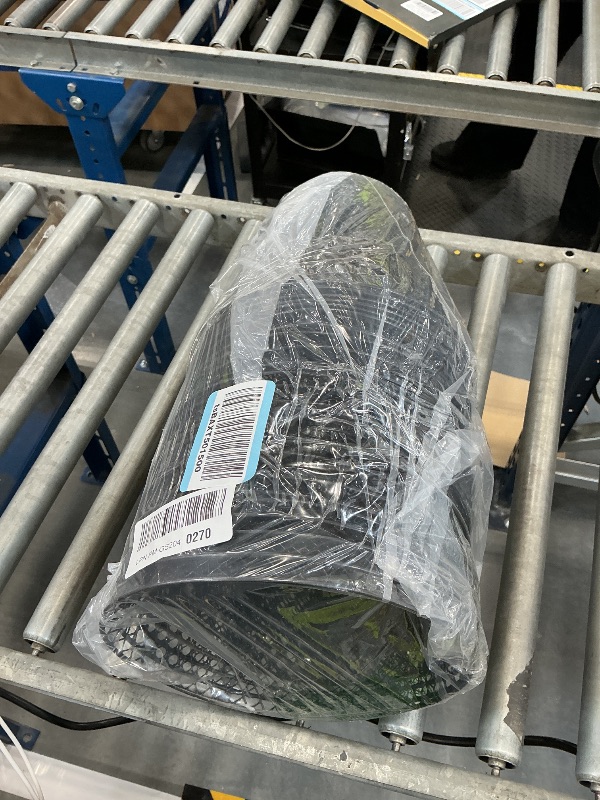 Photo 1 of Trash can