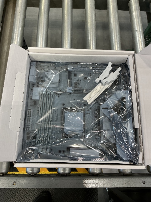 Photo 1 of GIGABYTE B850M Eagle WIFI6E ICE AMD AM5 mATX Motherboard, Support AMD Ryzen 9000/8000/7000 Series, DDR5, 8+2+2 Power Phase, 2X M.2, PCIe 5.0, USB-C, WIFI6E, 2.5GbE LAN, EZ-Latch, 3-Year Warranty