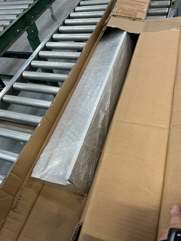 Photo 1 of VEVOR Aluminum Threshold Ramp - 4" Rise, 800 lbs Capacity