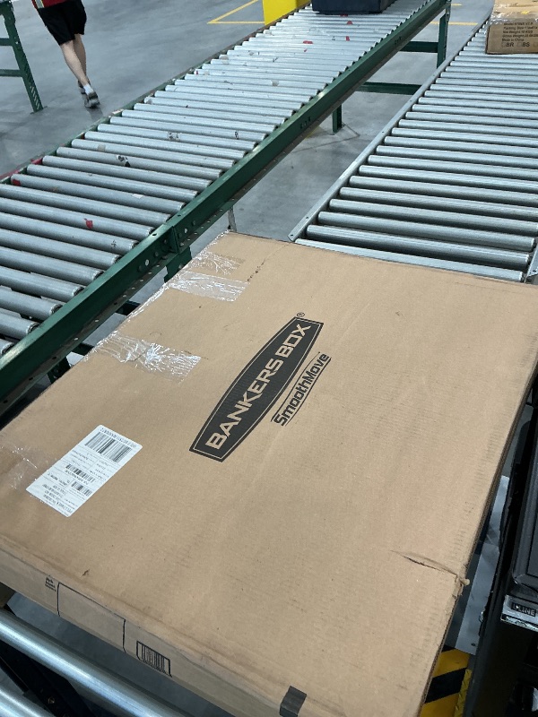 Photo 1 of Bankers Box 8-Pack Medium Classic Moving Boxes with Reinforced Handles