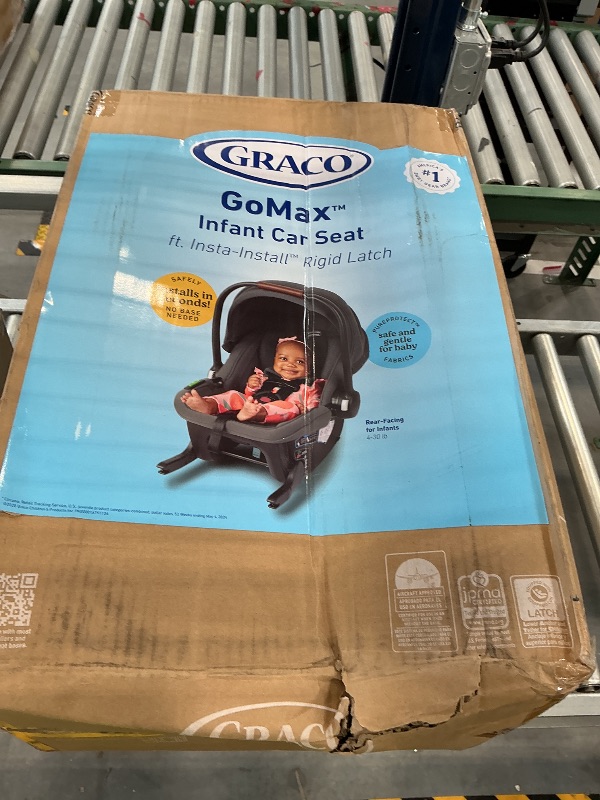 Photo 1 of Graco® Gomax Infant Car Seat, Baseless Car Seat with Canopy, Rear Facing, Lightweight Carseat