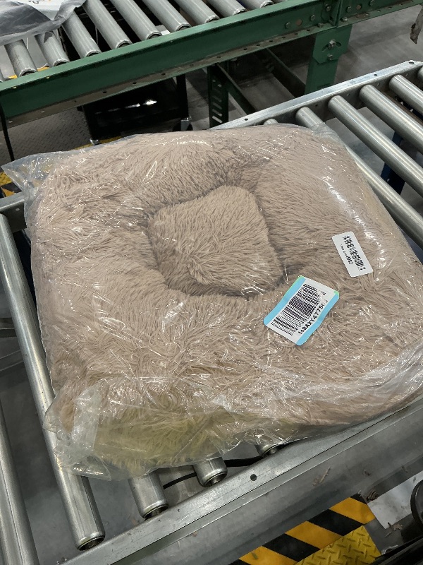 View 2 of Bedsure Calming Donut Cat Bed - 20" Camel