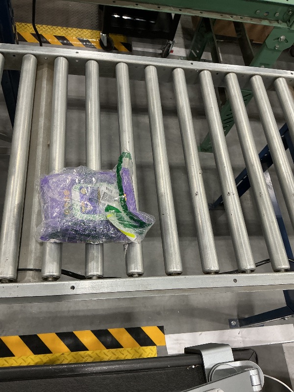 Photo 1 of Dog wipes