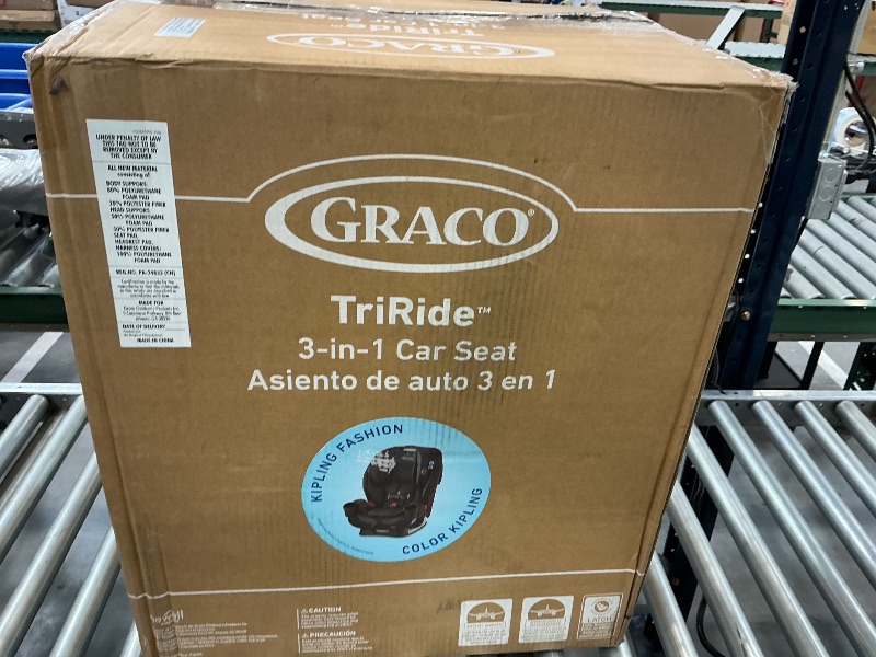 Photo 1 of Graco TriRide 3-in-1 Convertible Car Seat