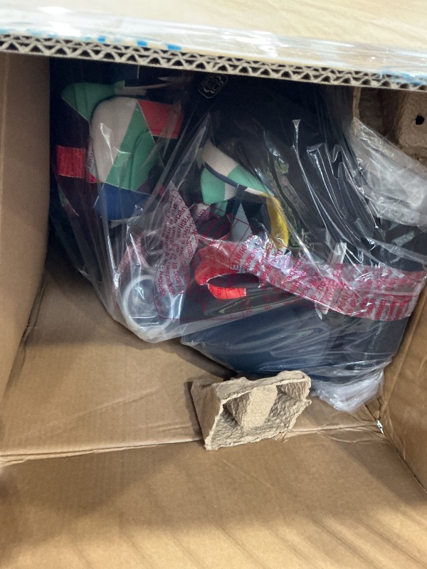 Photo 1 of Graco 4Ever DLX 4-in-1 Convertible Car Seat, Geo Pop