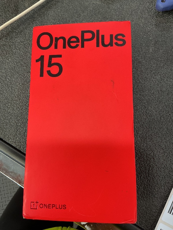 Photo 1 of OnePlus 15 256GB Infinite Black