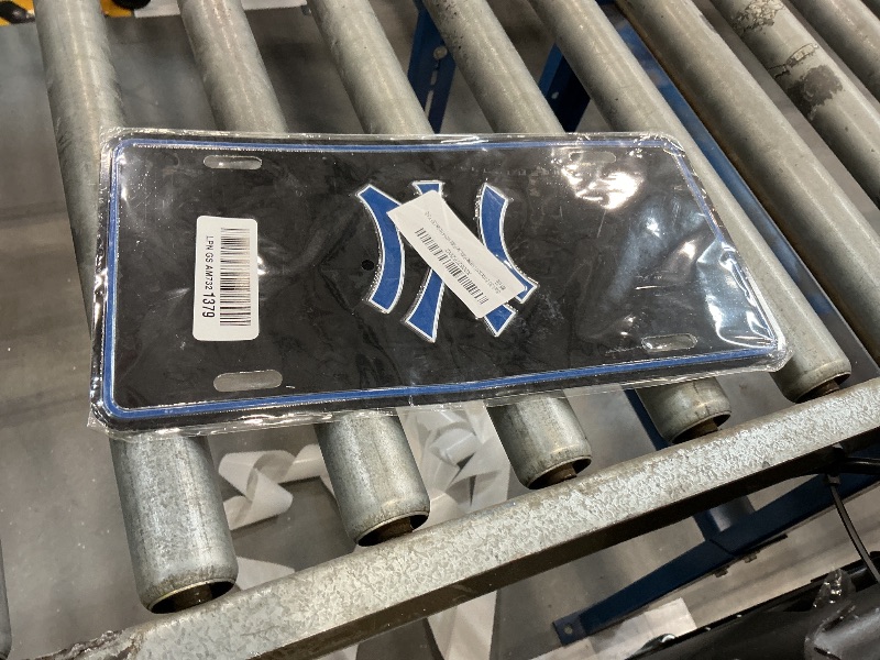 Photo 1 of Black License Plate Tag for Yankees?Front Decoration License Plates with 4 Holes