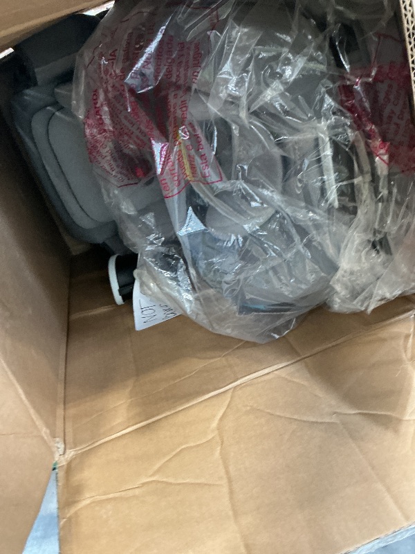Photo 1 of Graco 4Ever DLX 4-in-1 Convertible Car Seat