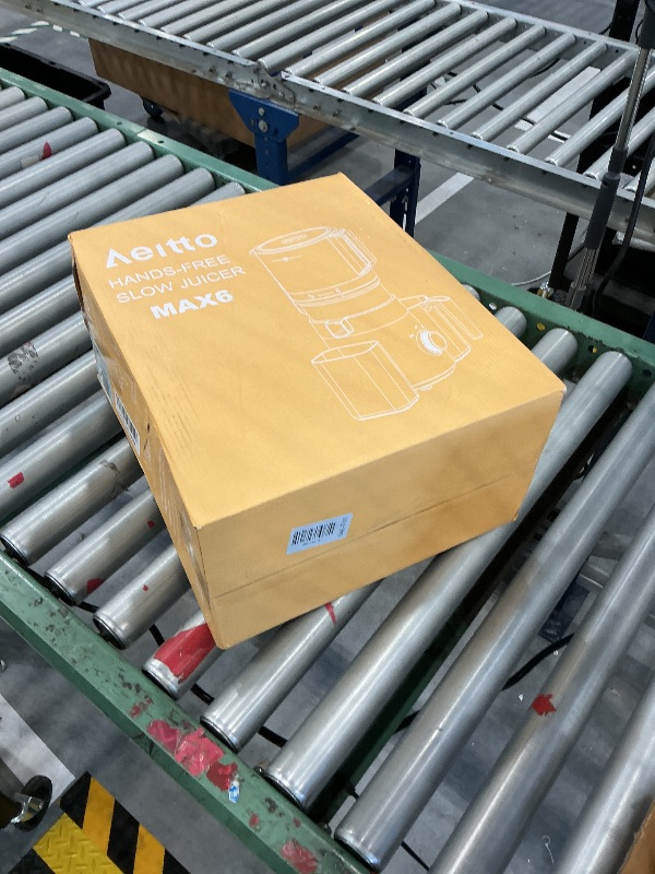 Photo 1 of Aeitto Masticating Juicer, Large Capacity