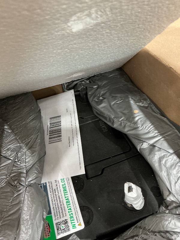 Photo 1 of Interstate Batteries Car Battery 12V 68Ah 750CCA Group 65 AGM