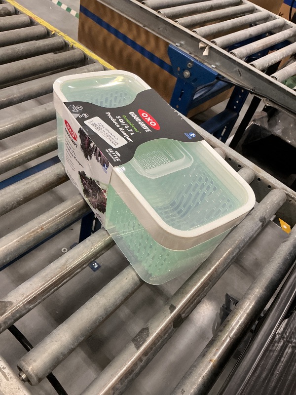 Photo 1 of OXO GreenSaver Produce Keeper - Large - 5 QT