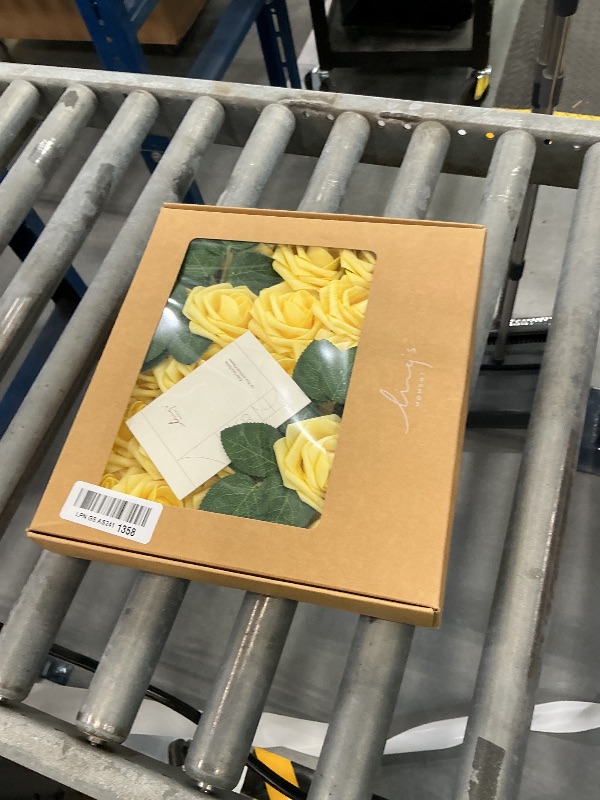 Photo 1 of Ling's moment Artificial Roses, 25Pcs, French Yellow