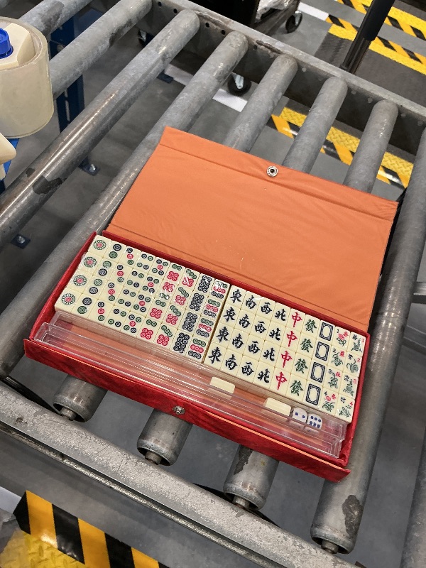 Photo 1 of GenJuw Chinese Mahjong Set, 144 Mini Tiles, Red and Ivory