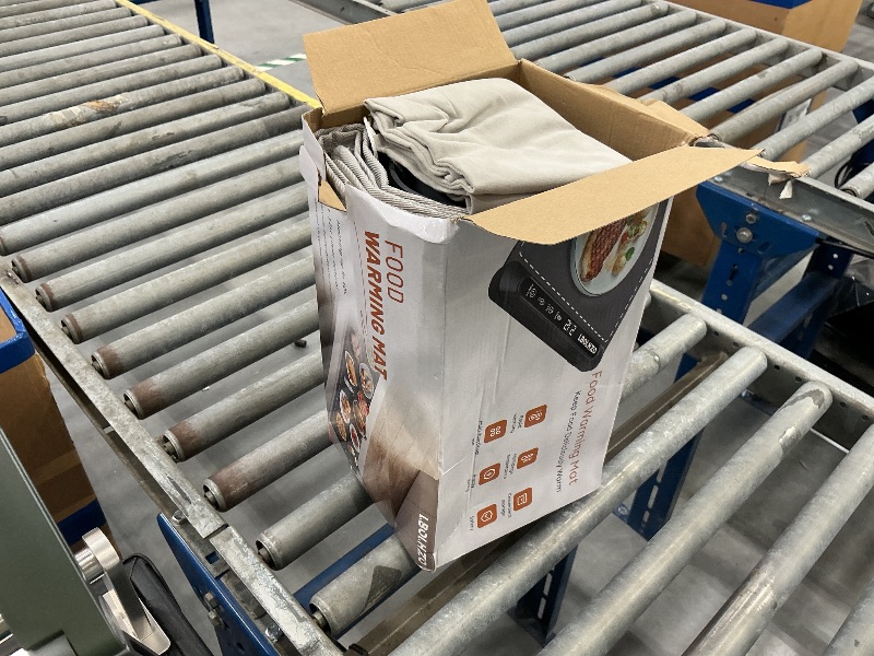Photo 1 of LBOLHZO 43" Food Warming Mat, 600W