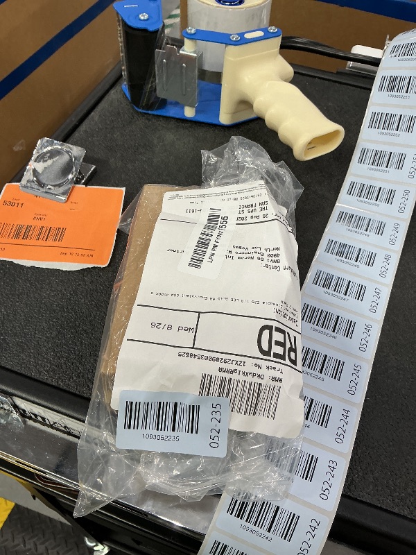 Photo 1 of ToBeGreat T10 LED Bulb 6W E26 Base 2 Pack