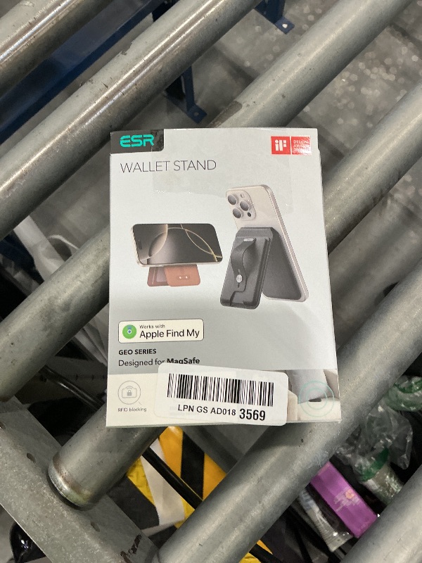 Photo 1 of ESR Geo MagSafe Wallet with Find My, 5 Card Holder