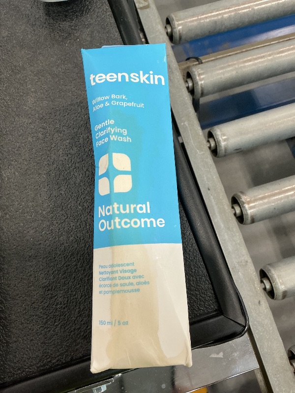 Photo 1 of Natural Outcome Teen Skin Face Wash