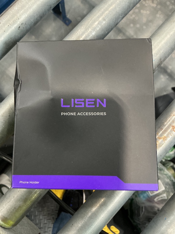 Photo 1 of LISEN 15W MagSafe Car Mount Charger