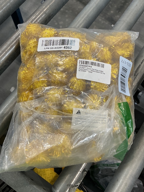 Photo 1 of YYCRAFT 100pcs Glitter Pom Poms - Yellow