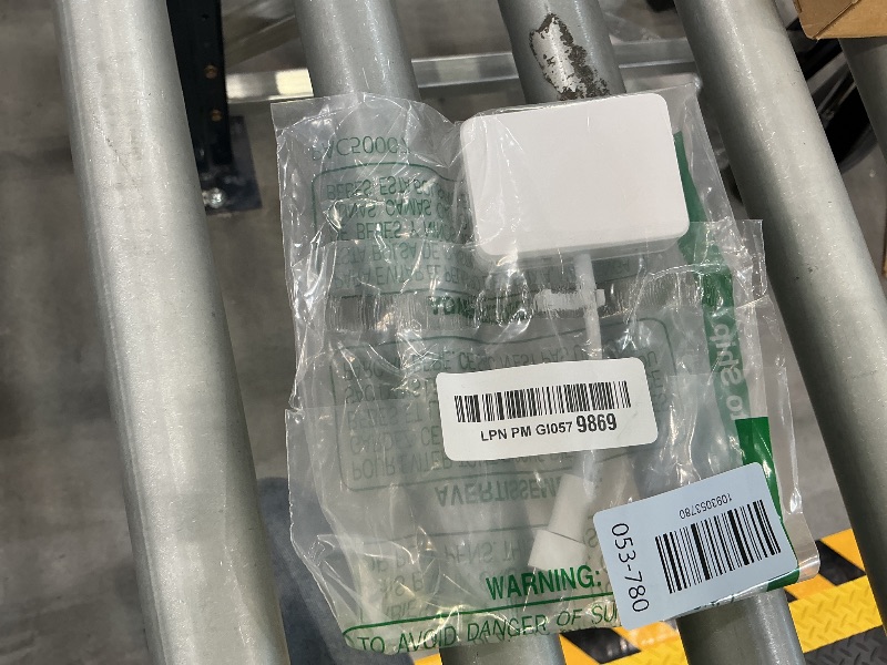 Photo 1 of Xoqby USB-C SD Card Reader