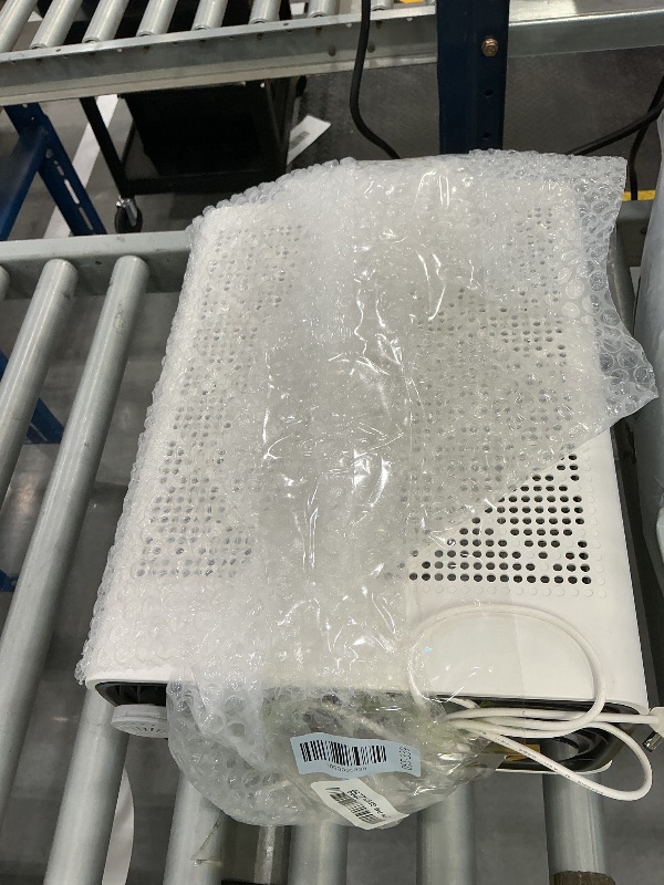 Photo 1 of AirHub Air Purifier - AHAM Verified, HEPA Filter, Auto Mode