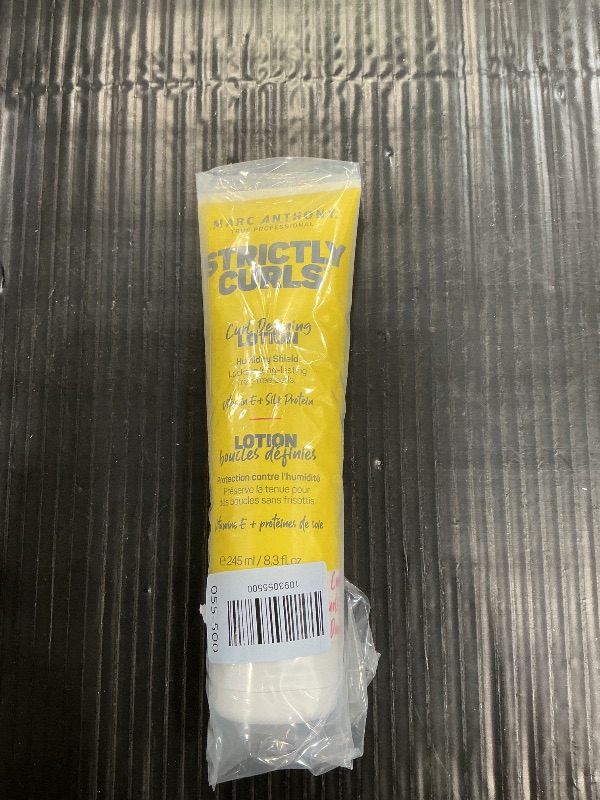 Photo 1 of Marc Anthony Strictly Curls Curl Defining Lotion