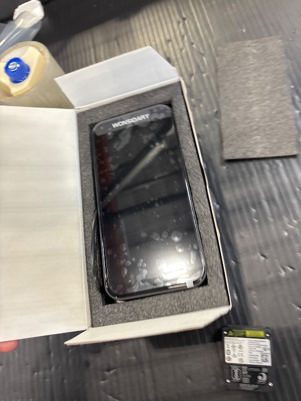 Photo 1 of Wonsidary 6.25" Wireless Motorcycle CarPlay & Android Auto Screen