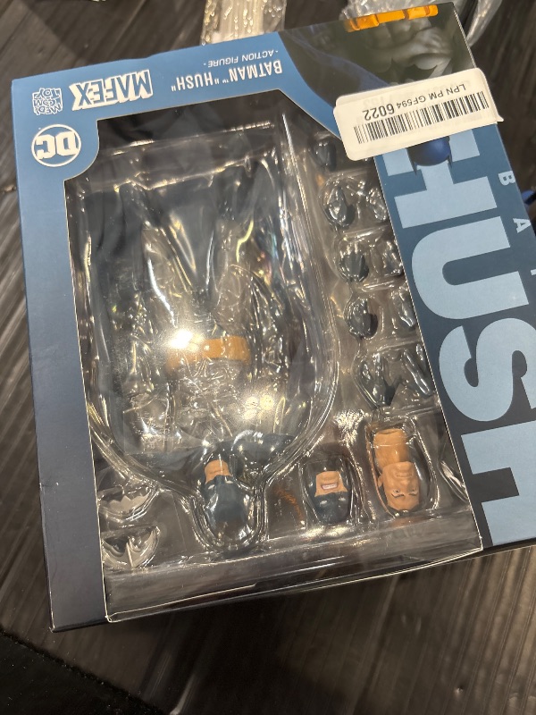 Photo 1 of DC Comics Batman Hush Mafex Action Figure
