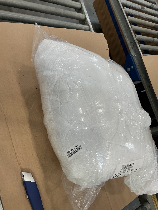 Photo 1 of MATBEBY Queen Size Mattress Pad - 60x80", White
