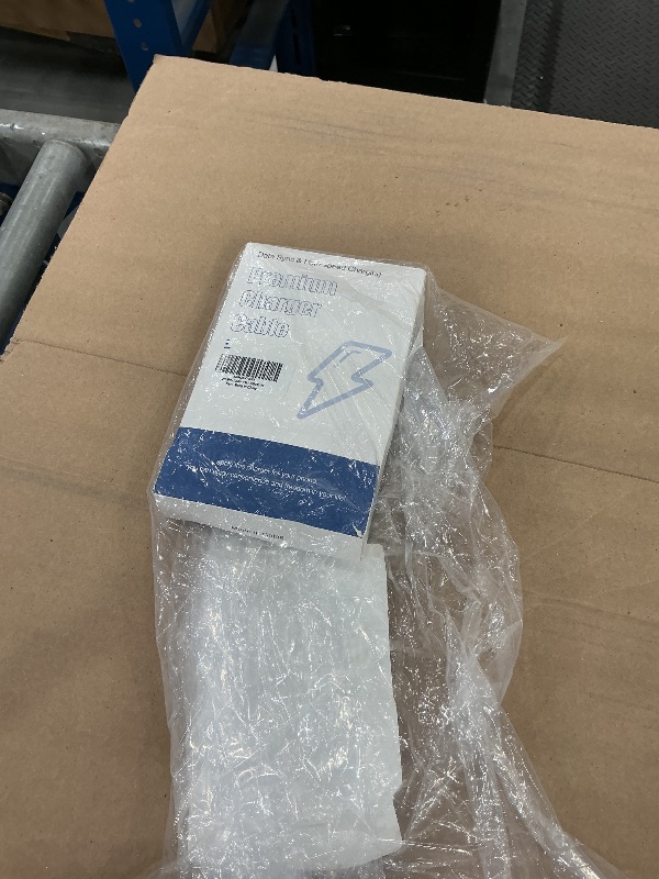 Photo 1 of LOFPYE 65W 3-Port USB C PD Fast Charger