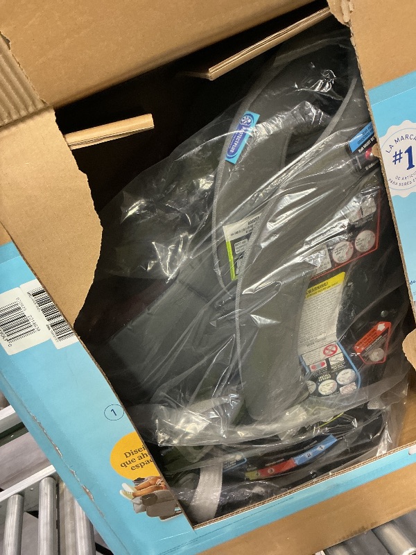 Photo 1 of Graco SlimFit3 LX 3-in-1 Convertible Car Seat
