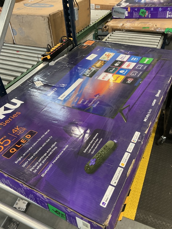 Photo 1 of Roku 55-Inch Select Series Smart TV 2026-4K (2160p) QLED TV TV