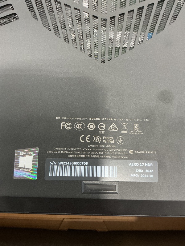 Photo 1 of GIGABYTE AERO 17 HDR XD Laptop