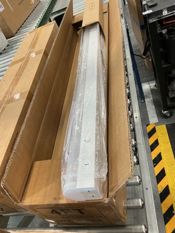 Photo 1 of 4FT LED Shop Light, 5 Power(30W-70W)& 6CCT(3000K-6500K) All in 1, 4 Foot Linear Lights Fixture, Up to 10500 LM Super Bright & Energy Save, LED Shop Lights for Workshop 4FT, DLC ETL Listed (6 PCS)