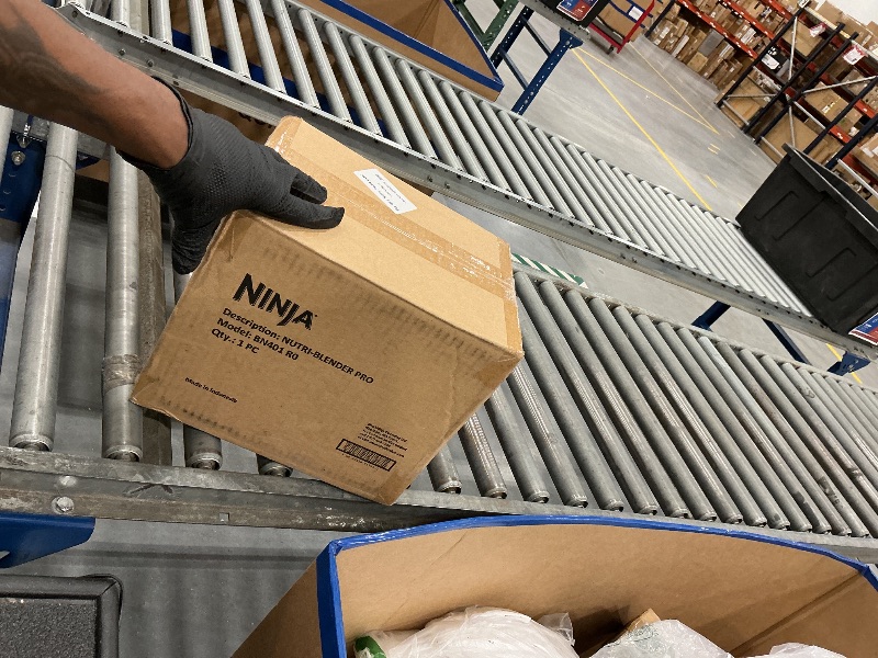 Photo 1 of Ninja Nutri-Blender (2) 24-oz to-go cups. Dishwasher safe
