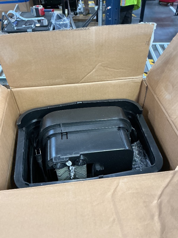 View 2 of Aurora AU1415XA 14-Sheet Crosscut Paper/CD and Credit Card Shredder/ 5-Gallon pullout Basket/ 10 Minutes Continuous Run Time