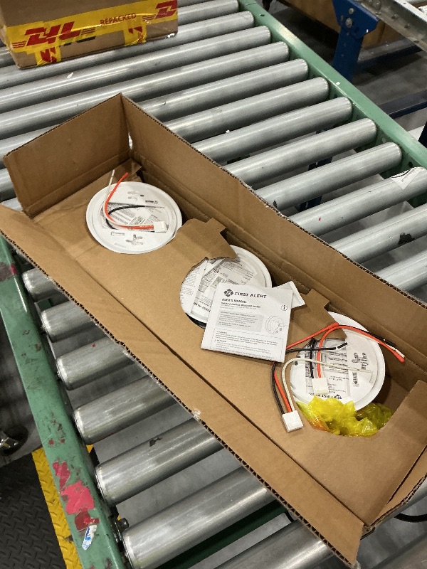 Photo 1 of First Alert SMICO105-AC Hardwire Combination Smoke & CO Alarm