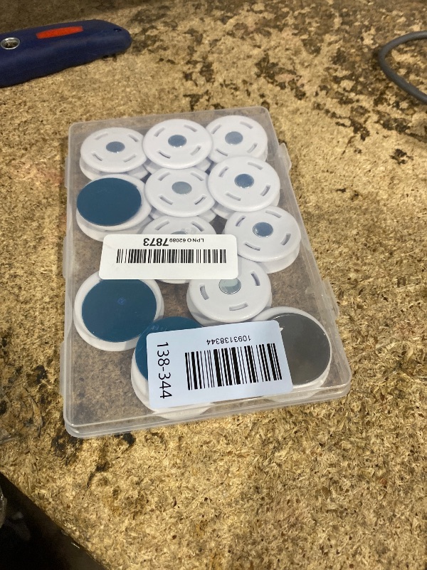 View 2 of 10Pcs Anti Drop Magnetic Curtain Clips, Closer Between Curtain & Wall