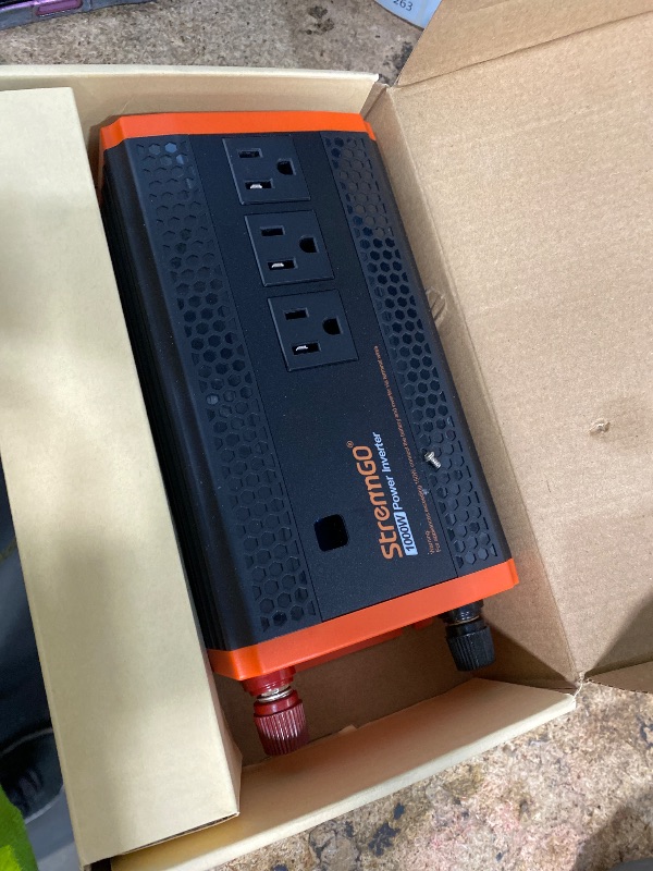 View 3 of 1000W Power Inverters for Vehicles,Car Inverter 12V to 110V/120V
