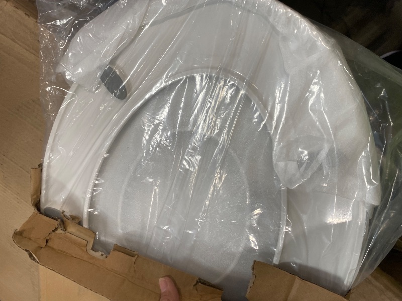View 3 of 1M Elongated Toilet Seat with Built-In Toddler Seat