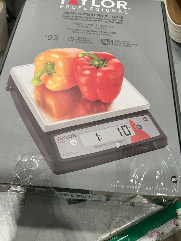 View 3 of [SOLD FOR PARTS] Taylor Digital Kitchen Scale 22 lb